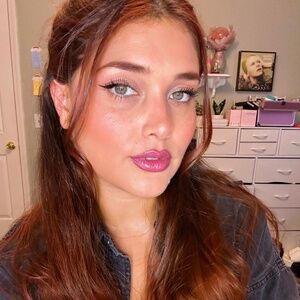 Meet your Posher, Grisel